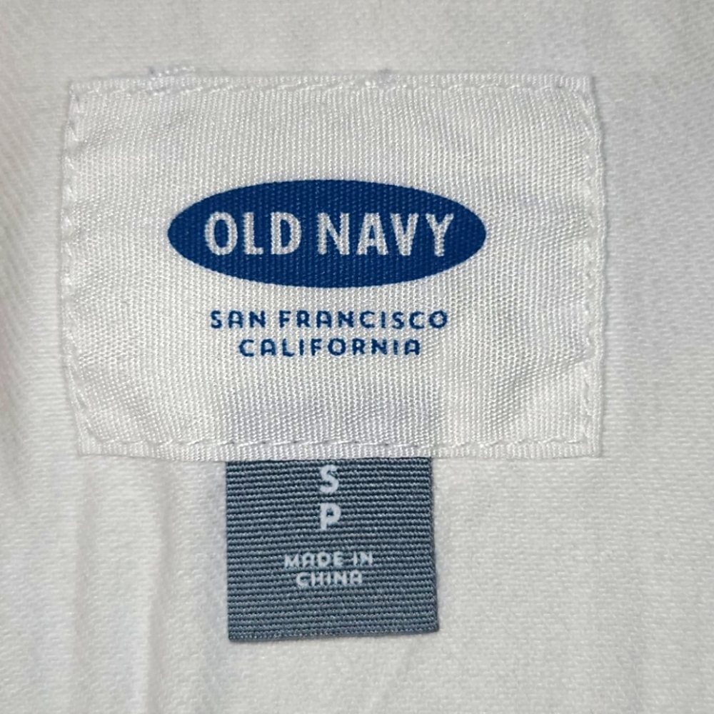 Old Navy - White Jean Jacket - Custom Rose 🌹 Patch and Angel Wings - Picture 4 of 5